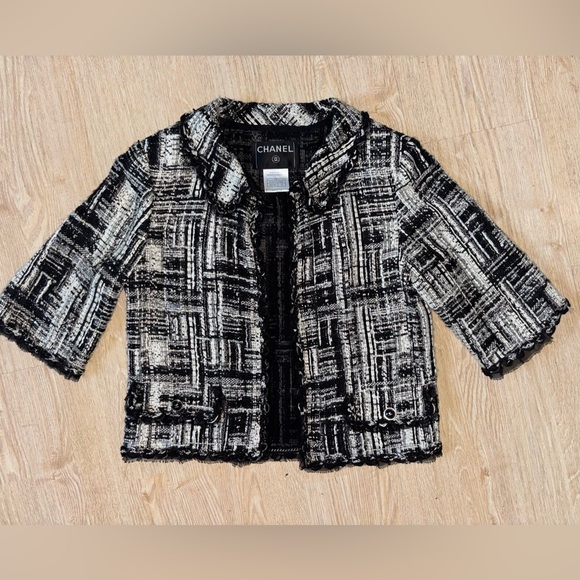 Jacket - Picture 3 of 11